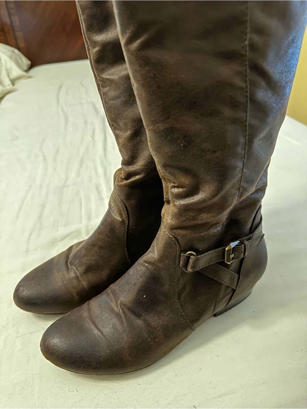 Women's Brown Knee-High Leather Boots